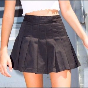 Brandy Melville Tennis Skirt Black NWT Medium